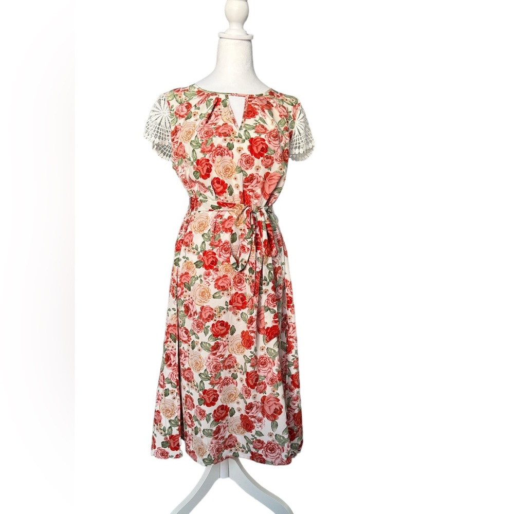 SHEIN Floral Midi Dress Keyhole Neckline Guipure Lace Sleeves Belted – Size M